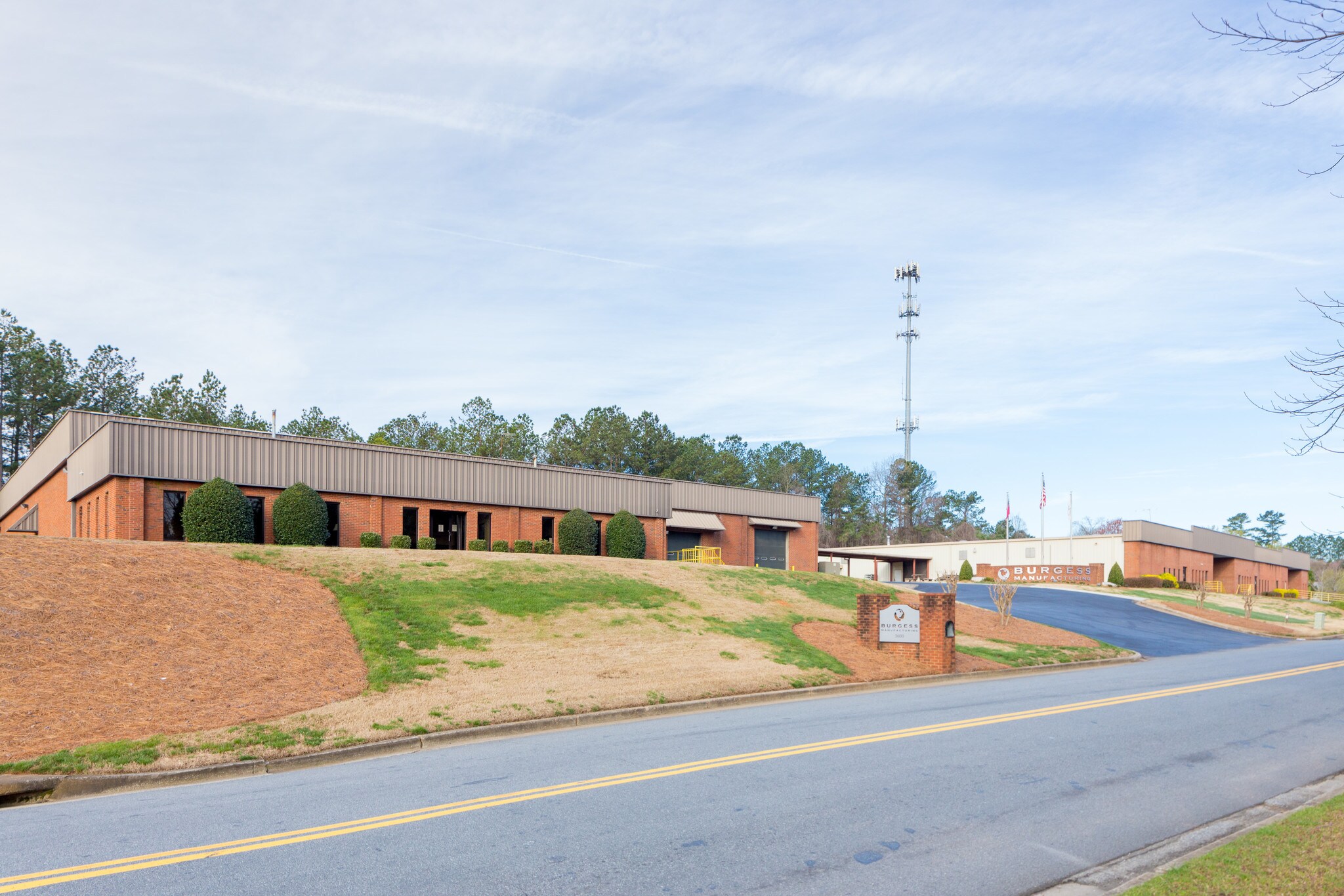 3600 Windsor Park Dr, Suwanee, GA for sale Primary Photo- Image 1 of 1