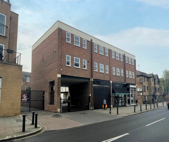 6-12 Tulse Hl, London for sale - Primary Photo - Image 1 of 1