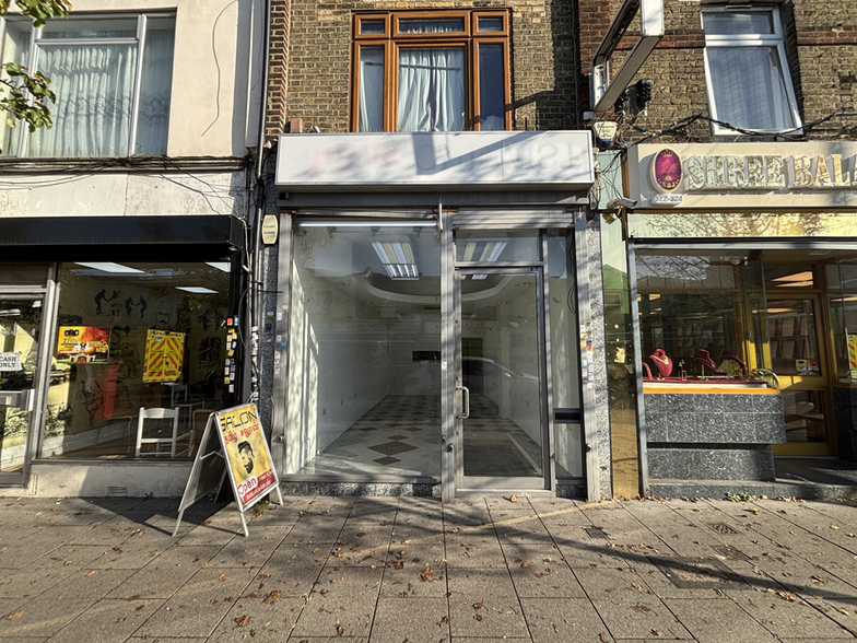 320-326 London Rd, Croydon for lease - Building Photo - Image 1 of 1