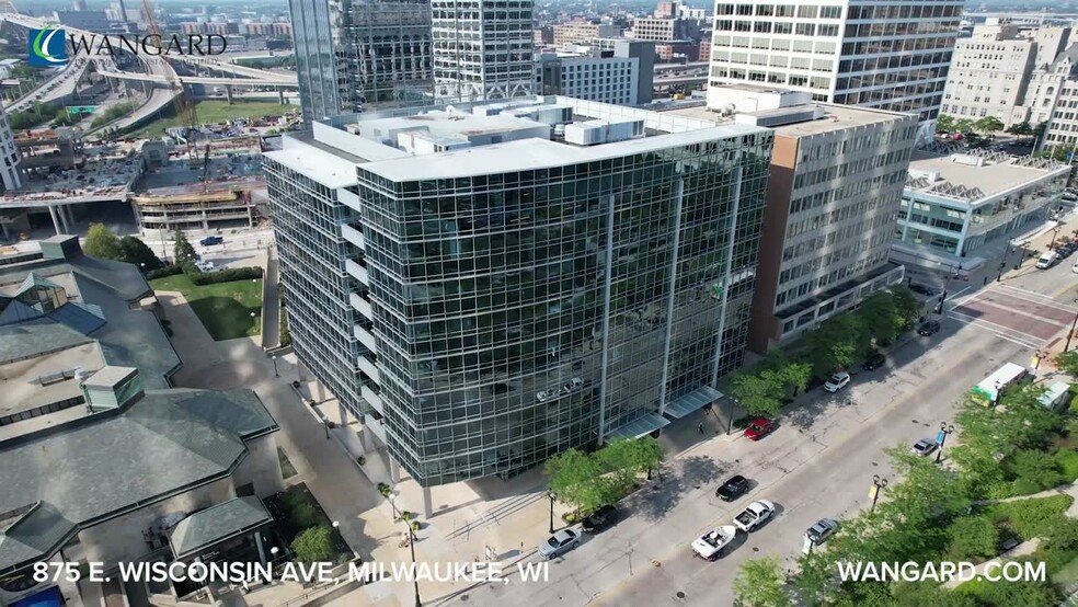 875 E Wisconsin Ave, Milwaukee, WI for lease - Commercial Listing Video - Image 2 of 13