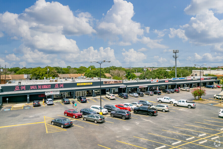 8650 Spicewood Springs Rd, Austin, TX for lease - Building Photo - Image 3 of 7