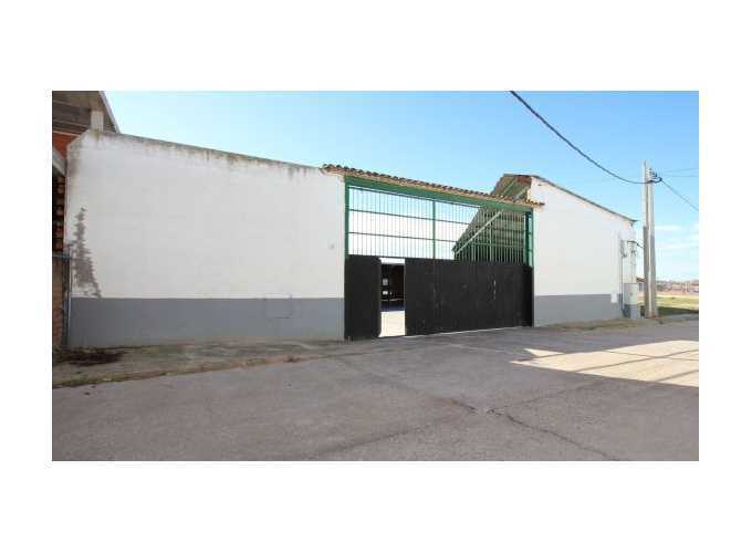 Calle Cuevas, 28, Borox, Toledo for sale - Building Photo - Image 3 of 12