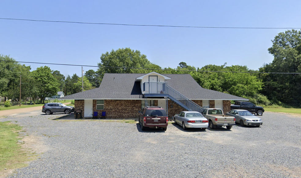 2001 E 20th St, Hooks, TX for sale - Building Photo - Image 1 of 41