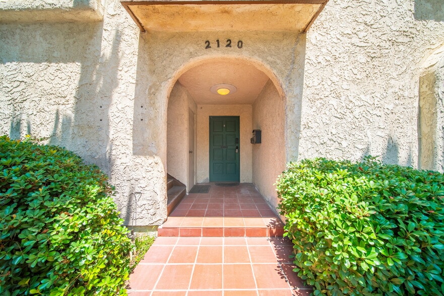 2120 Huntington Dr, South Pasadena, CA for sale - Building Photo - Image 3 of 35