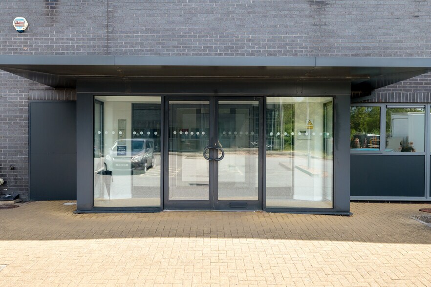 1 Exeter International Office Park, Clyst Honiton for lease - Building Photo - Image 3 of 3