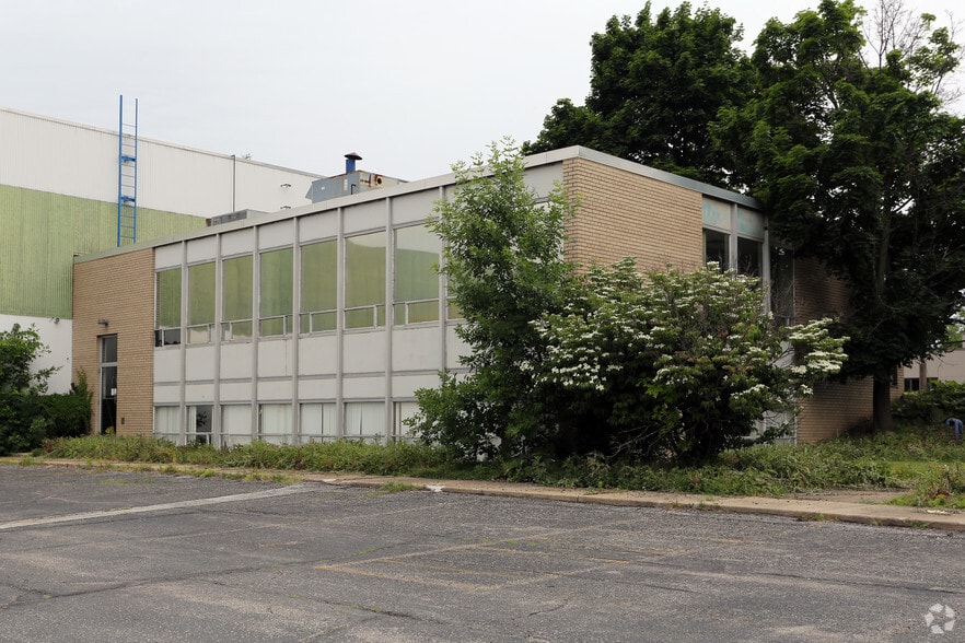 26800 Richmond Rd, Bedford Heights, OH for lease - Building Photo - Image 2 of 7