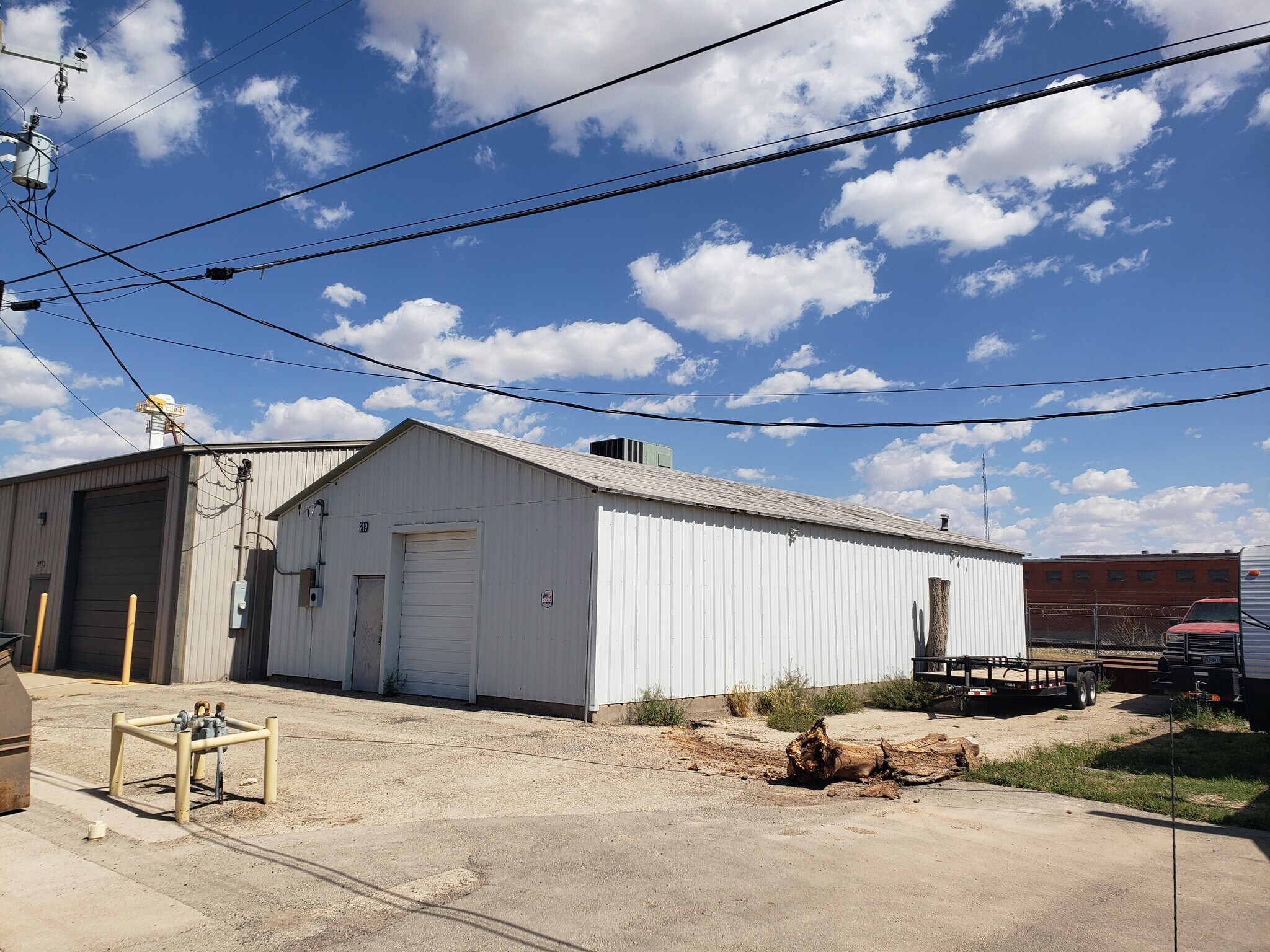 201 W 1st St, Odessa, TX 79761 2 Warehouses Totaling ±11,500 SF