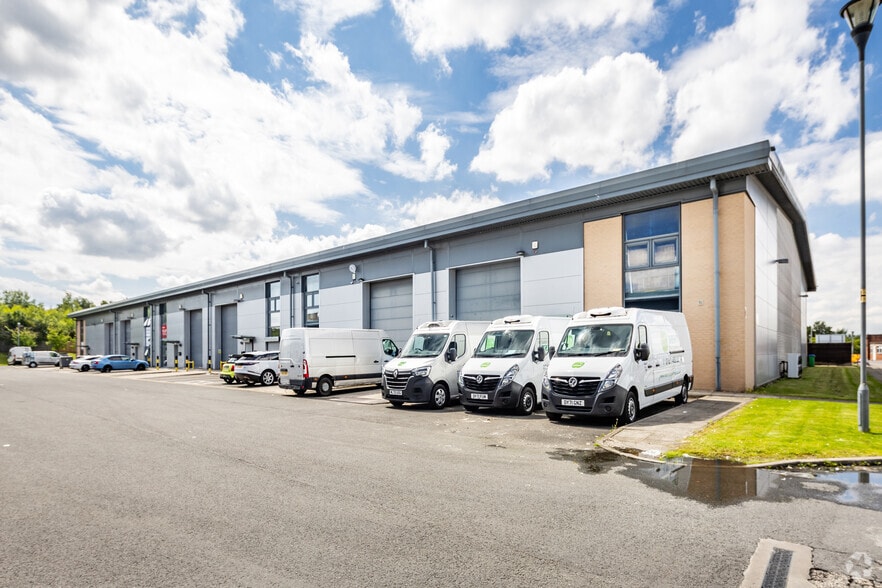 7 Welcomb St, Manchester for sale - Building Photo - Image 1 of 1