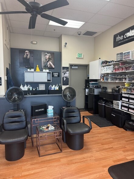 3668 Lake Tahoe Blvd, South Lake Tahoe, CA for lease - Building Photo - Image 2 of 25