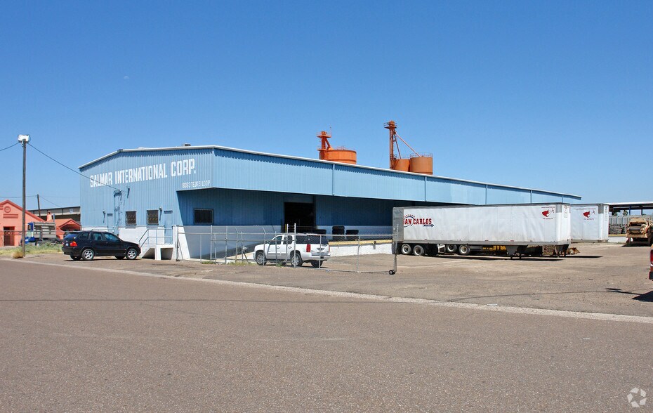 8360 Tejas Loop, Laredo, TX for sale - Primary Photo - Image 1 of 1