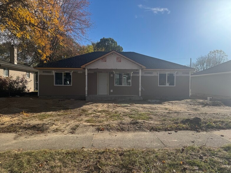 23278 Wellington Ave, Warren, MI for sale - Primary Photo - Image 1 of 1