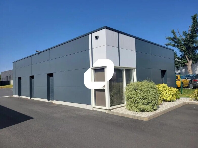 Office in Haute-Goulaine for lease - Building Photo - Image 2 of 16