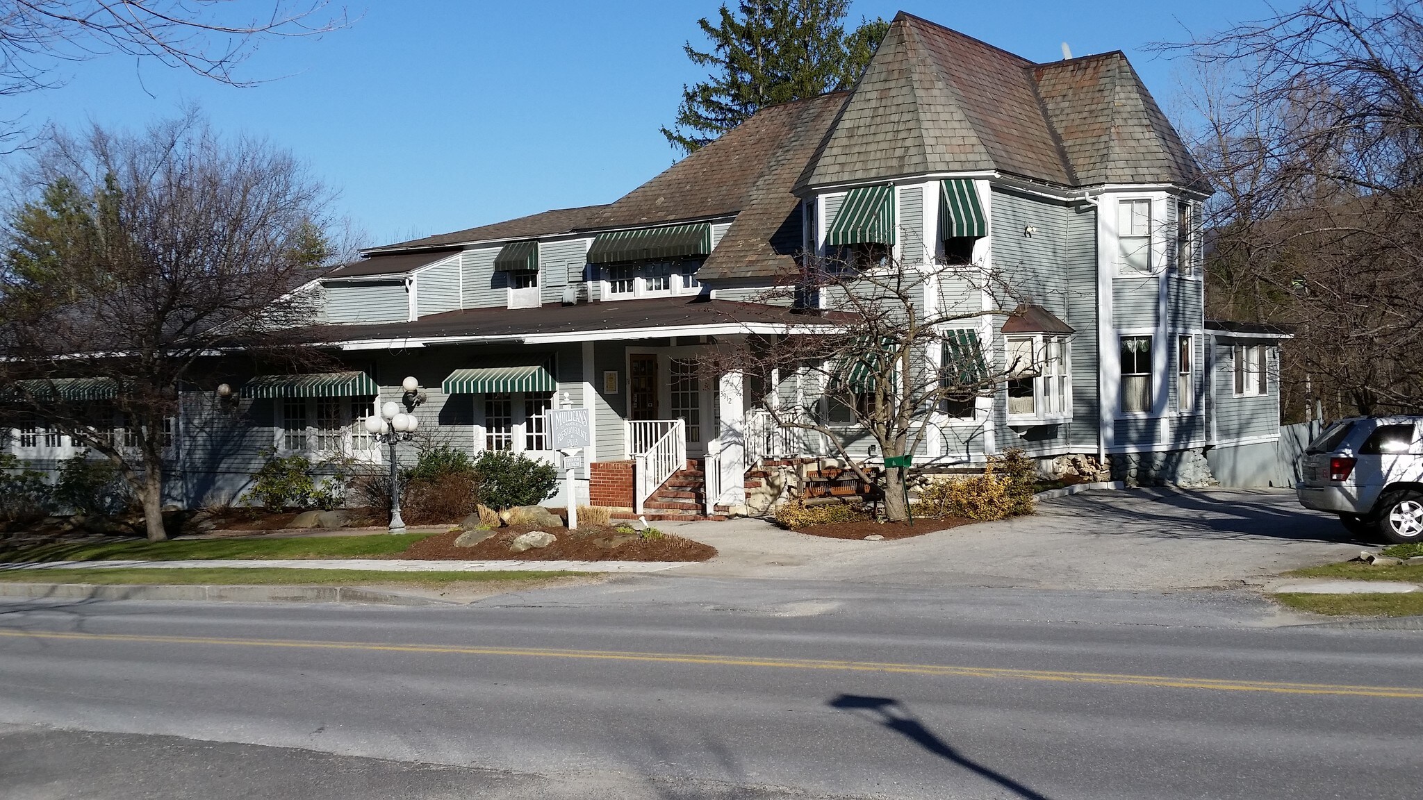 3912 Main St, Manchester Village, VT for sale Building Photo- Image 1 of 1