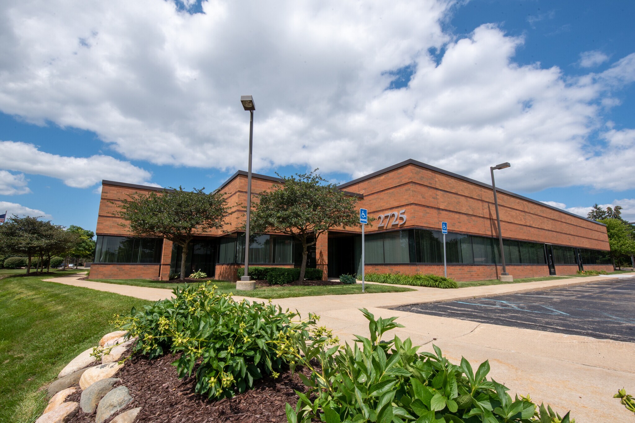 2725 S Industrial Hwy, Ann Arbor, MI for lease Building Photo- Image 1 of 4