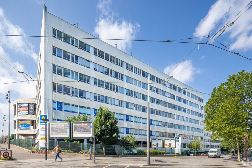1-15 Boulevard Ney, Paris for lease - Primary Photo - Image 1 of 4