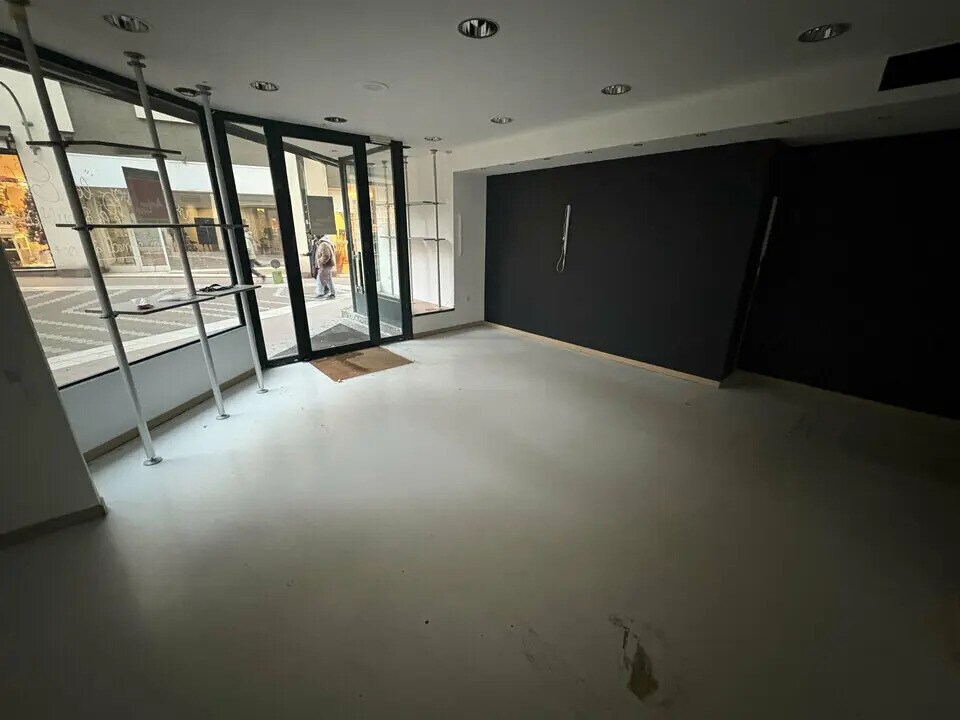 Vente Commerce 51 m² - Photo 1