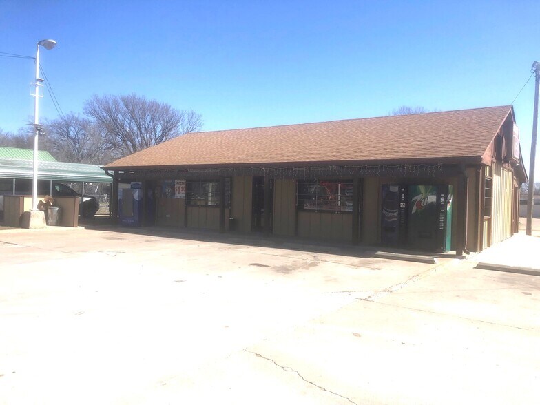 120 N 24th St, Independence, KS for sale - Primary Photo - Image 1 of 1