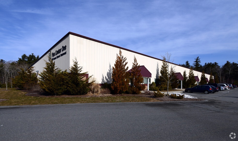 259 Samuel Barnet Blvd, New Bedford, MA for sale - Primary Photo - Image 1 of 1