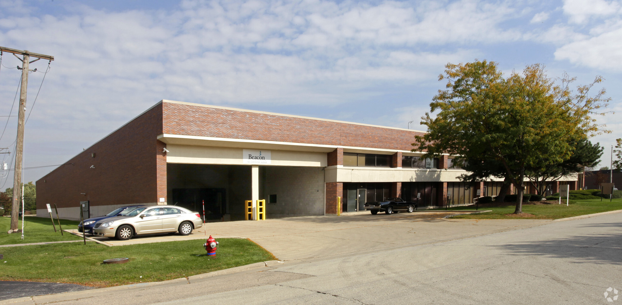 190-198 W Carpenter Ave, Wheeling, IL for lease Primary Photo- Image 1 of 6