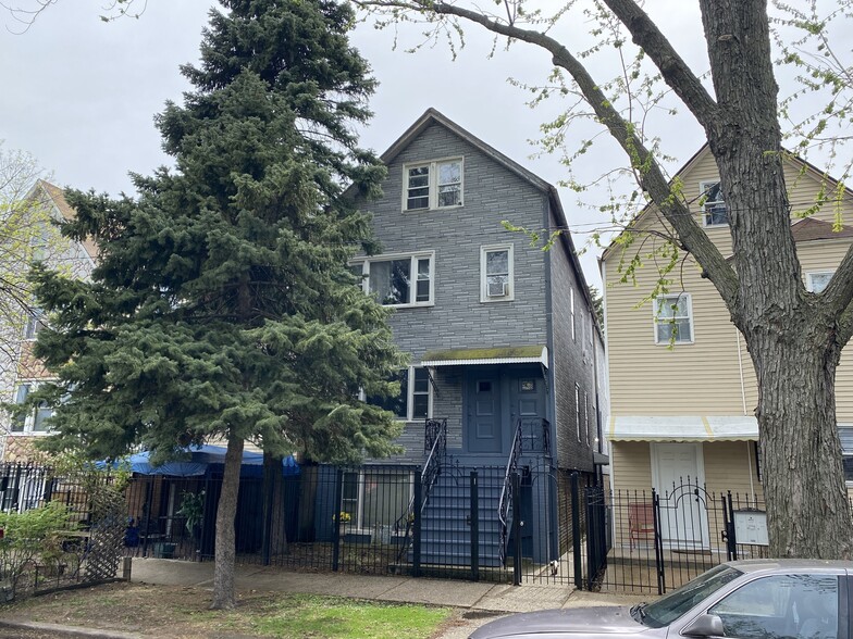 4411 W Walton St, Chicago, IL 60651 | LoopNet