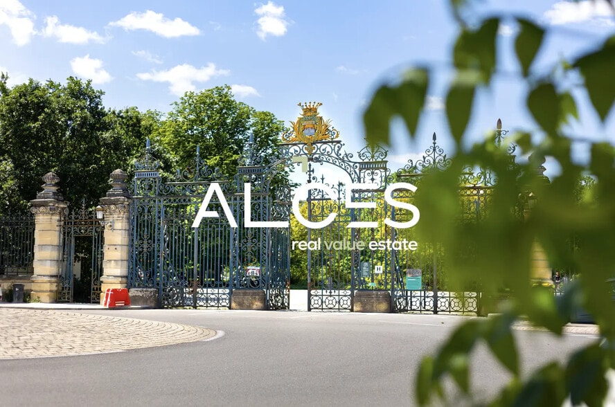 Office in Bordeaux for sale - Building Photo - Image 1 of 4