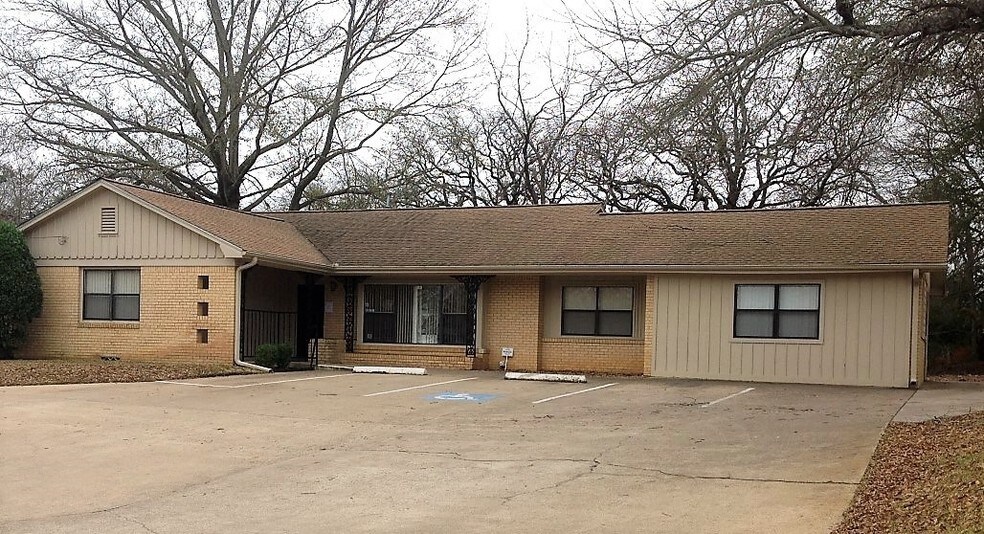 1611 E 5th St, Tyler, TX for sale - Primary Photo - Image 1 of 1