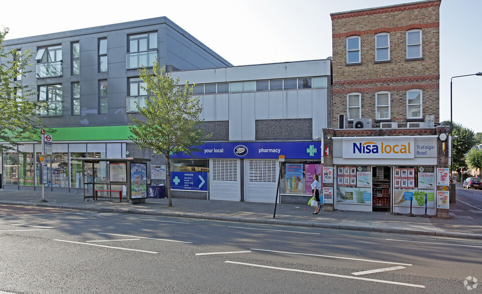 196-198 Trafalgar Rd, London for lease - Primary Photo - Image 1 of 3