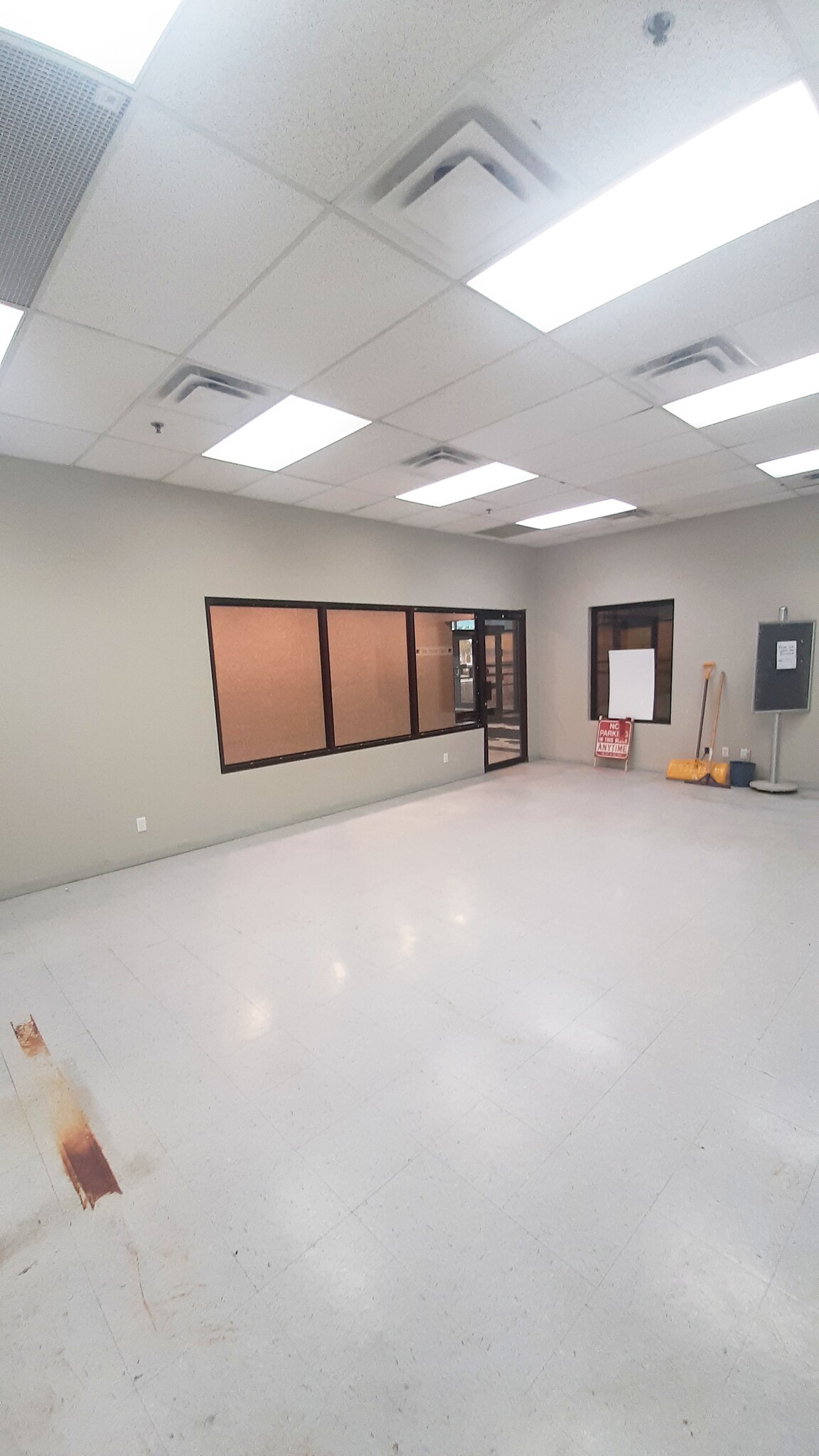 4911 51 St, Red Deer, AB for lease Interior Photo- Image 1 of 2