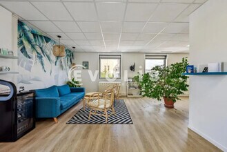 1 Rue Du Centre, Noisy-le-Grand for sale Interior Photo- Image 2 of 15