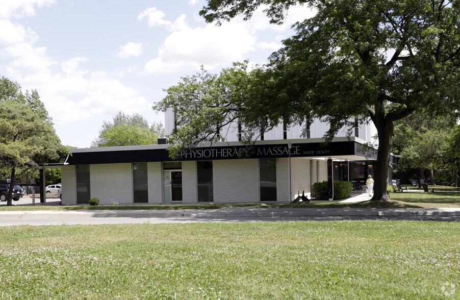 77 Westmount Rd, Guelph, ON N1H 5J1 Office/Medical for Lease