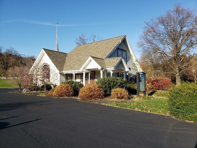 445 Linden St, Columbia, PA for sale - Primary Photo - Image 1 of 1