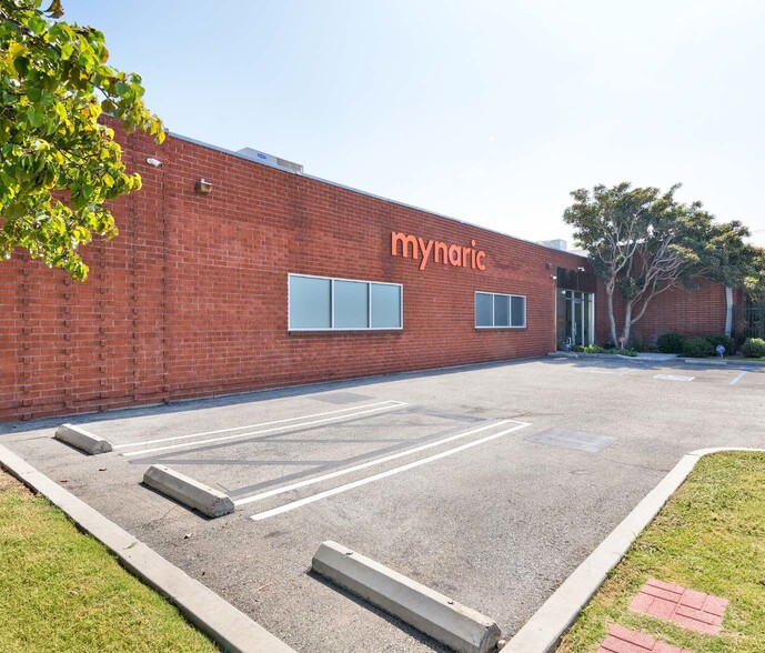 13100 Yukon Ave, Hawthorne, CA for lease - Building Photo - Image 1 of 7