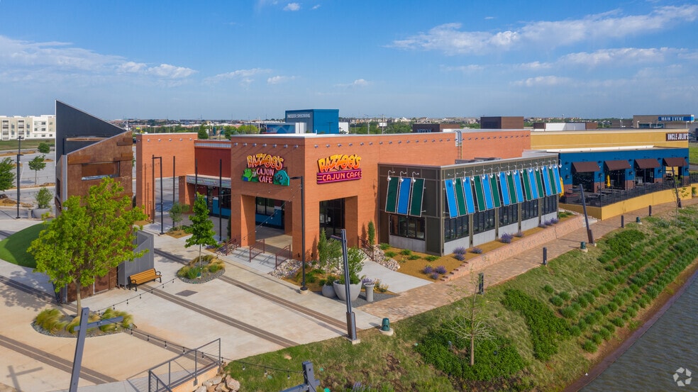 1340 W Memorial Rd, Oklahoma City, OK for lease - Primary Photo - Image 1 of 5