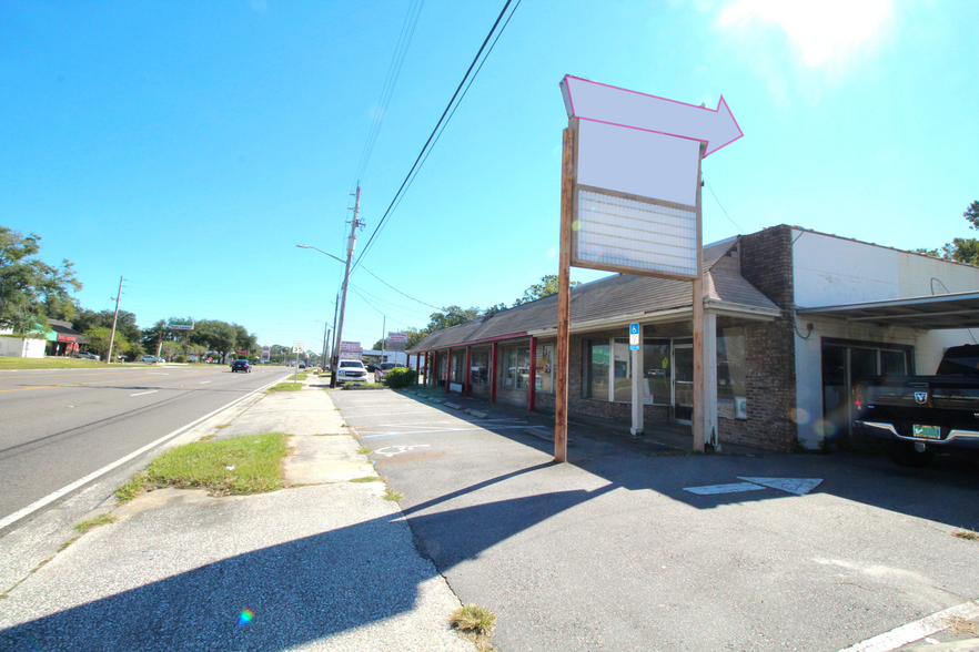 5318-5322 Normandy Blvd, Jacksonville, FL for sale - Building Photo - Image 3 of 15