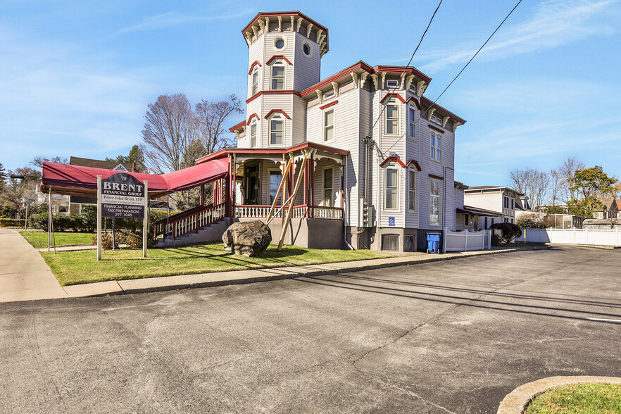 70 E Main St, Wappingers Falls, NY for sale - Primary Photo - Image 1 of 1