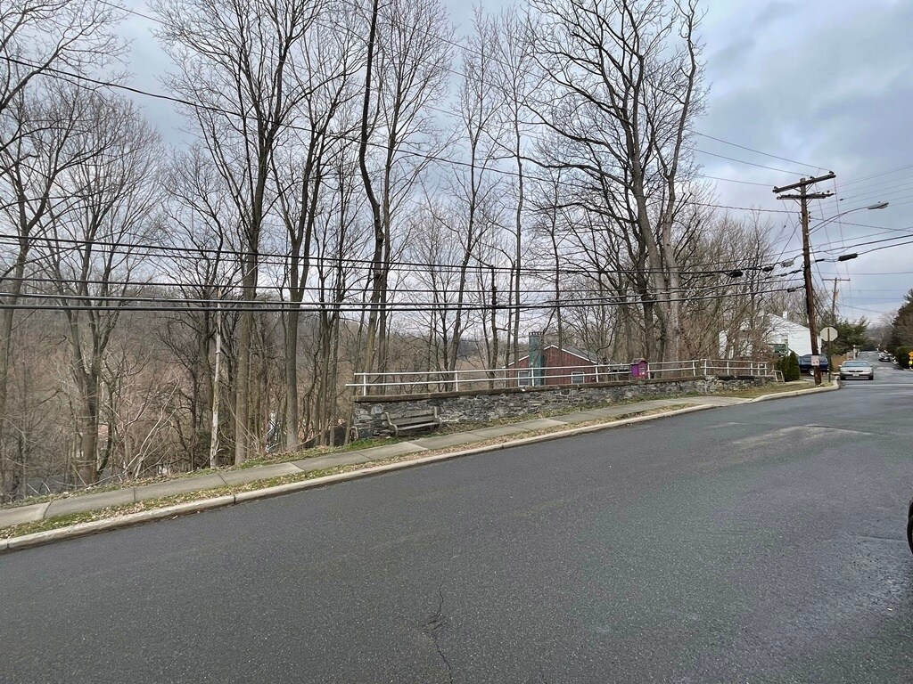 150 Swan St, Lambertville, NJ 08530