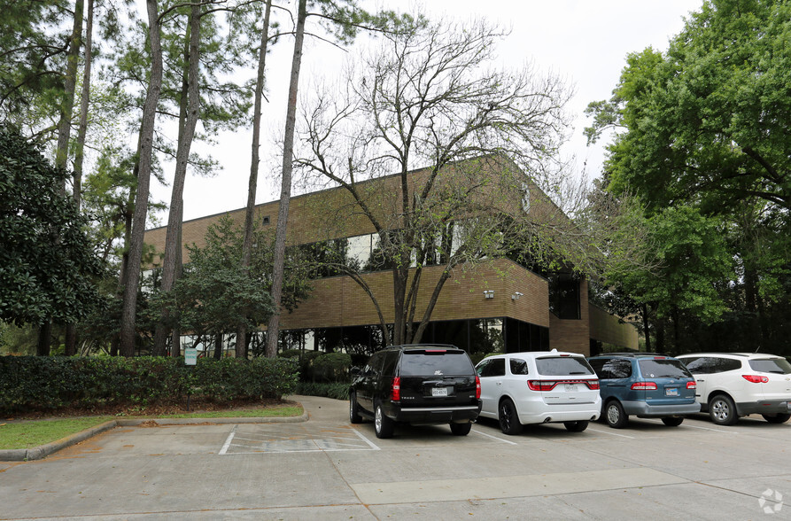 3 Grogans Park Dr, The Woodlands, TX for lease - Primary Photo - Image 2 of 11