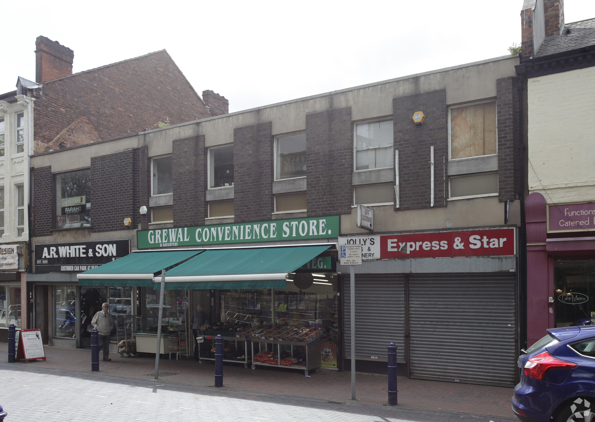 44 Church St, Bilston for sale Primary Photo- Image 1 of 1