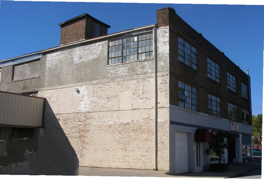 3 Commercial Bldg | Blank Canvas! 40k sf portfolio of 3 properties for sale on LoopNet.com - Building Photo - Image 3 of 160