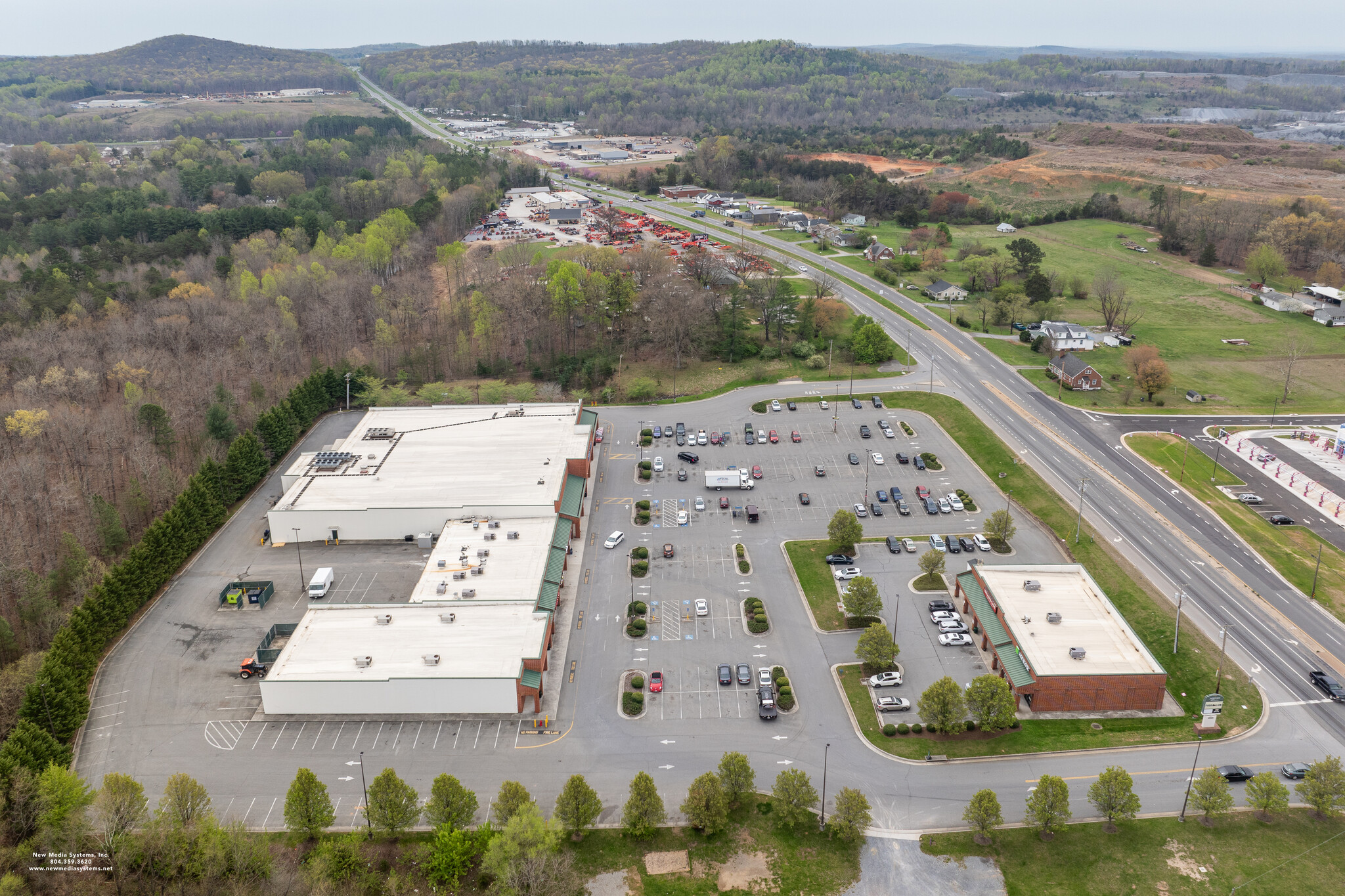 13955-14005 Wards Rd, Lynchburg, VA for lease Aerial- Image 1 of 8