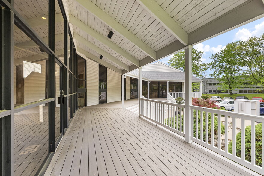 59 Avenue at the Commons, Shrewsbury, NJ for sale - Building Photo - Image 3 of 23