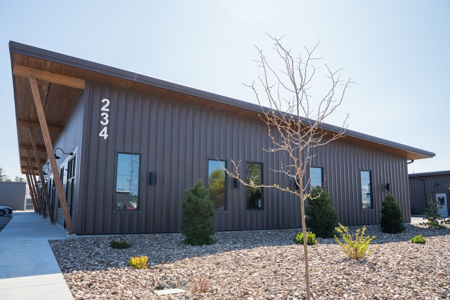 234 Eastland Dr, Twin Falls, ID for lease - Building Photo - Image 1 of 11