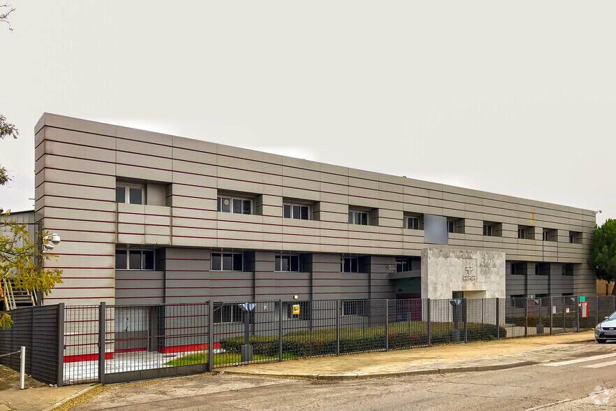 Land in San Fernando de Henares, Madrid for sale - Building Photo - Image 1 of 1