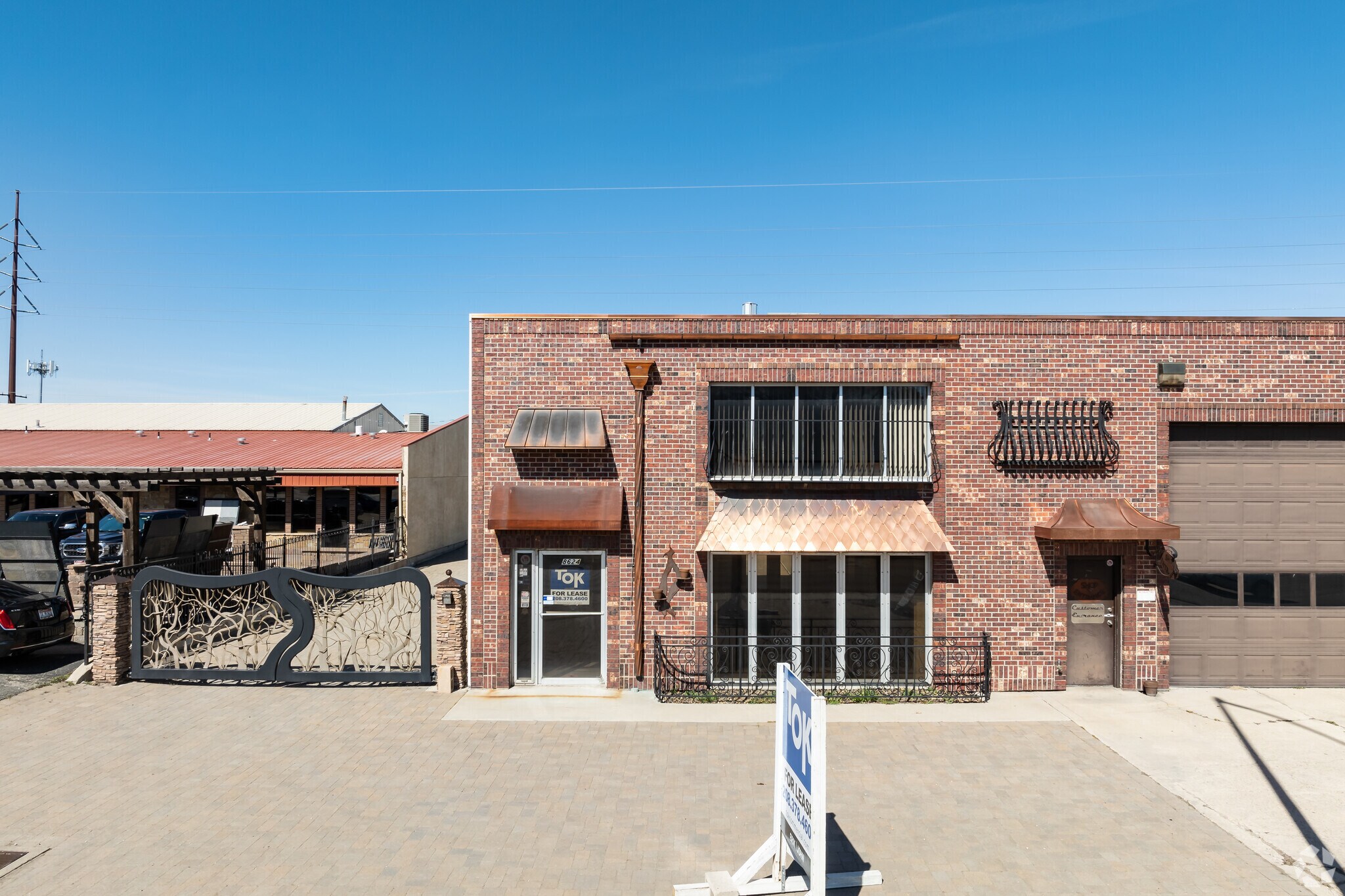 8624 W Franklin Rd, Boise, ID for sale Primary Photo- Image 1 of 1