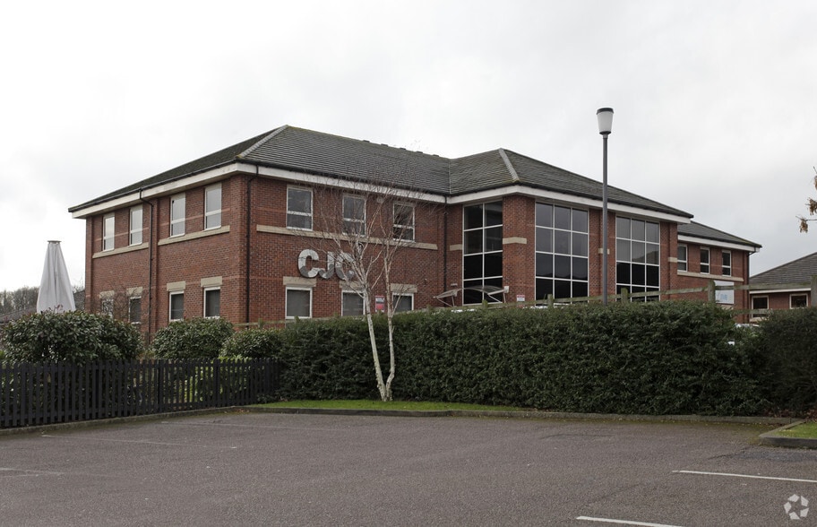 Merus Ct, Leicester for lease - Building Photo - Image 1 of 5