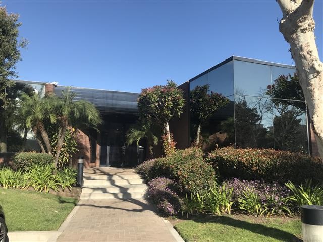 4611 Teller Ave, Newport Beach, CA for lease - Building Photo - Image 1 of 23