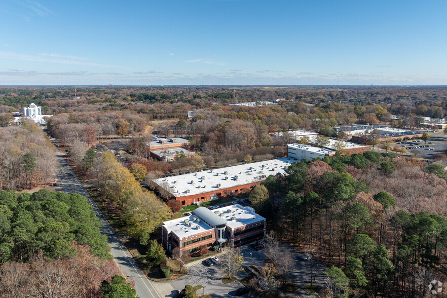 804 Omni Blvd, Newport News, VA for lease - Aerial - Image 3 of 20