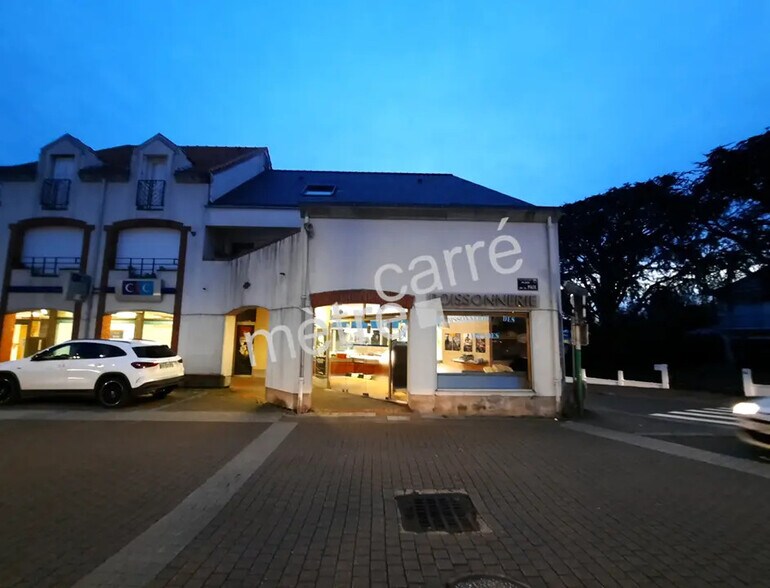 Retail in Saint-Herblain for sale - Building Photo - Image 1 of 6