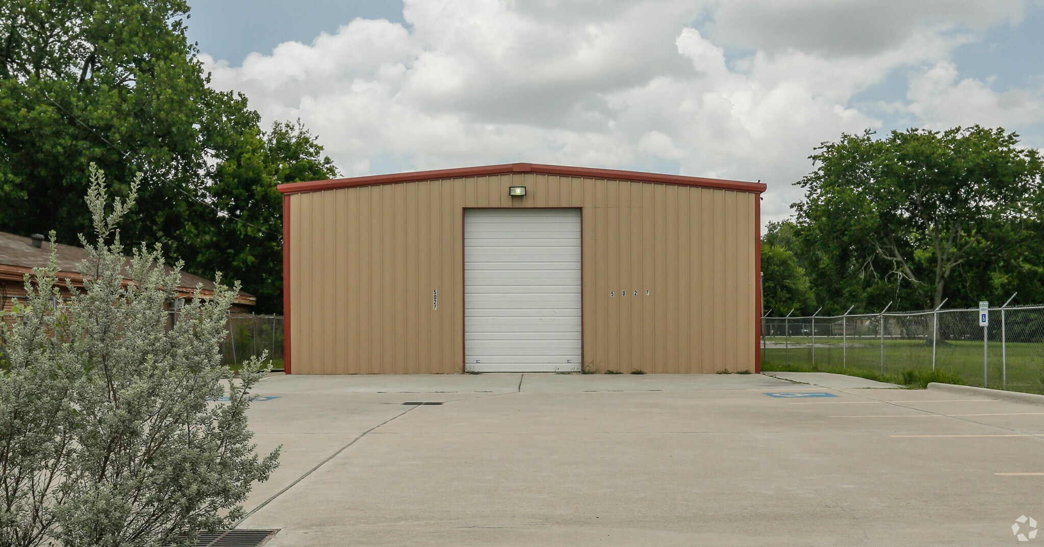 5027 Reed Rd, Houston, TX for sale Building Photo- Image 1 of 1
