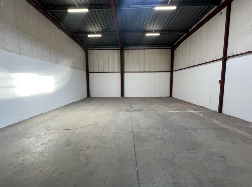 Industrial in Villeneuve-Saint-Georges for lease Interior Photo- Image 1 of 7